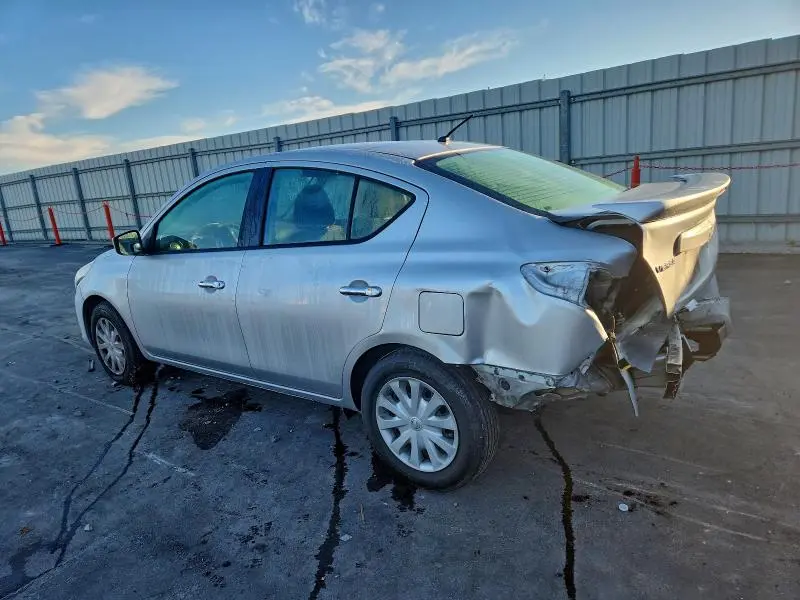 2018 NISSAN VERSA S  
