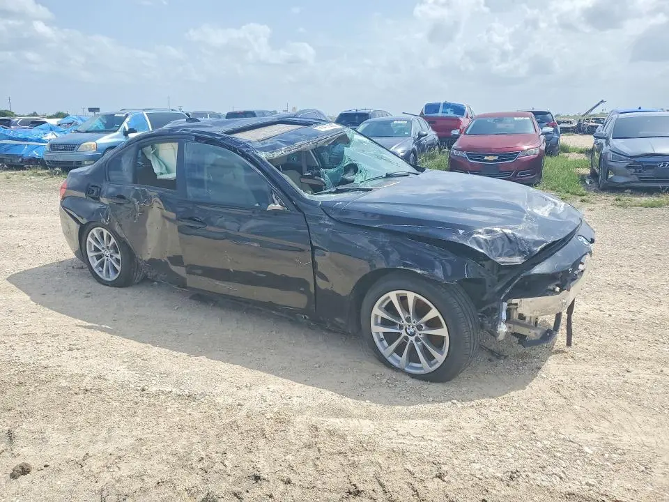 2017 BMW 320 I  