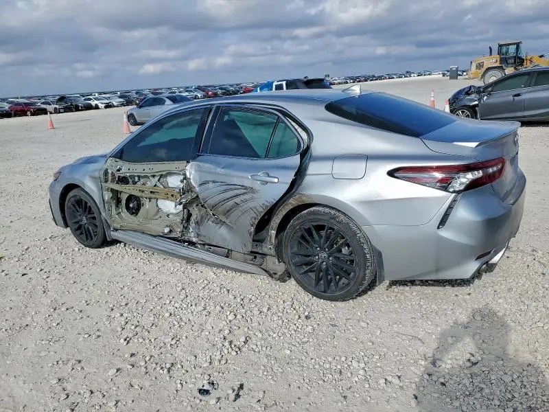 2022 TOYOTA CAMRY XSE  