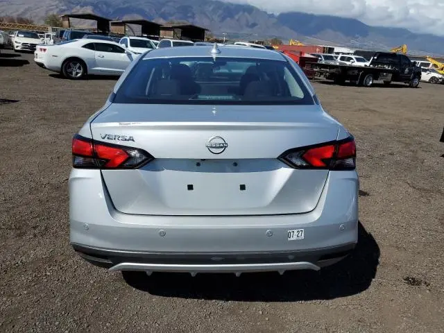 2025 NISSAN VERSA SV  