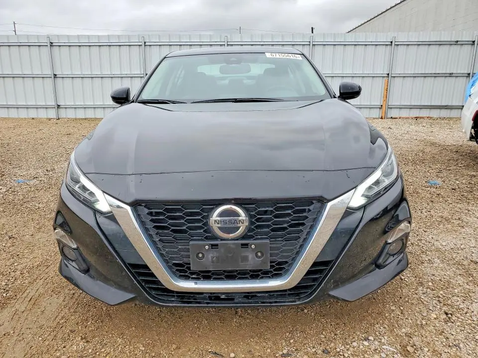 2019 NISSAN ALTIMA SL  