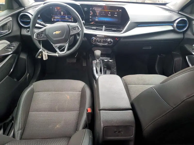 2025 CHEVROLET TRAX 1LT  