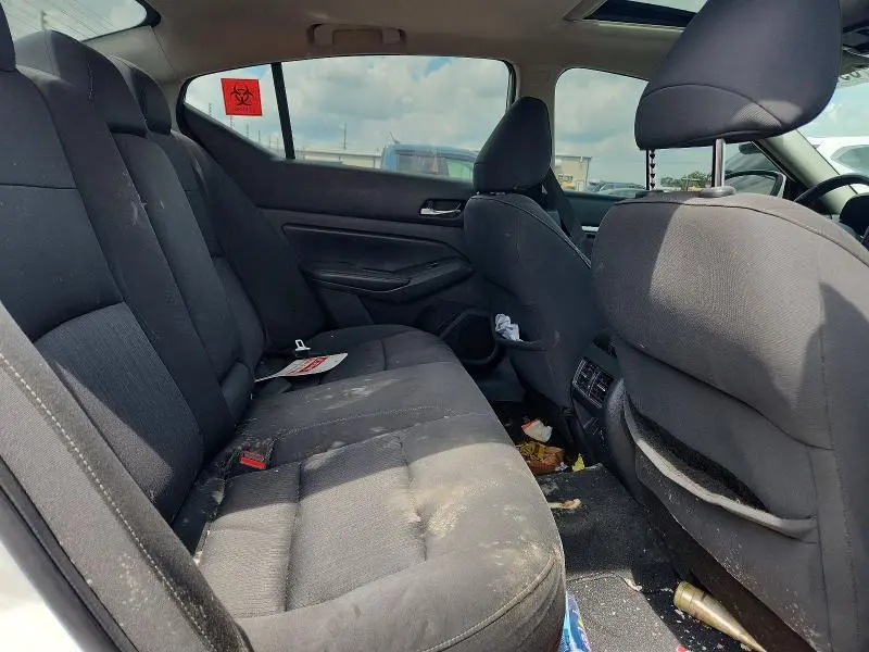 2019 NISSAN ALTIMA SV  