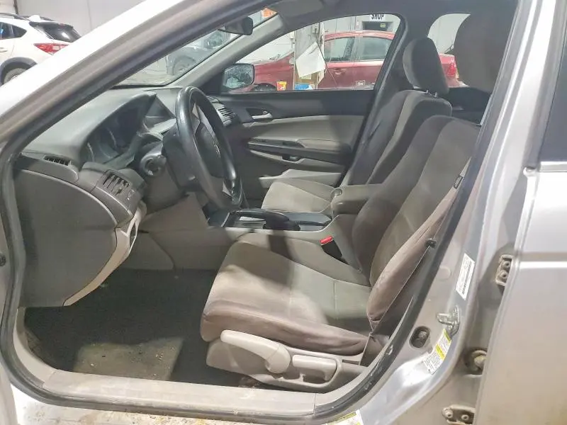 2010 HONDA ACCORD LX  