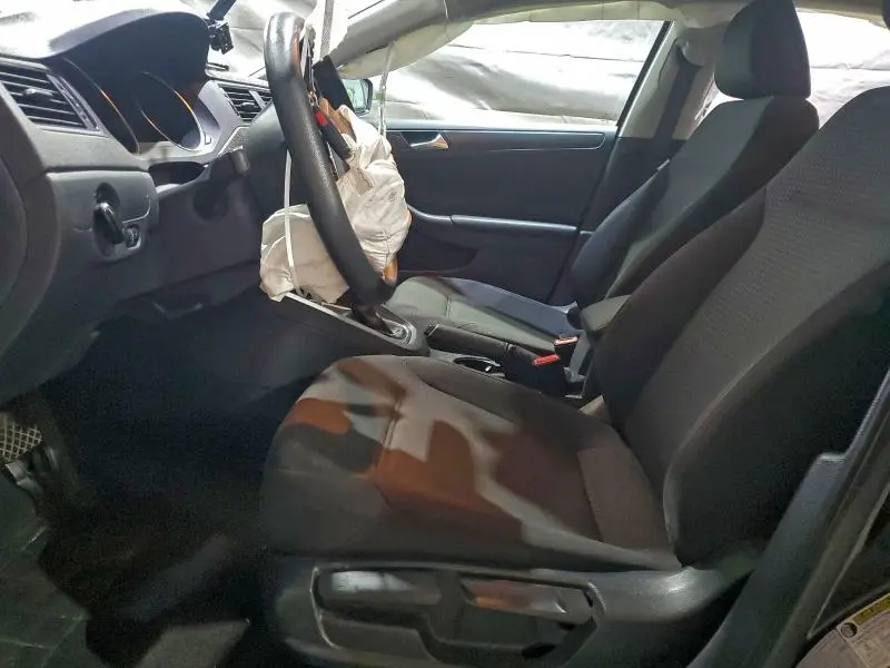 2015 VOLKSWAGEN JETTA BASE  