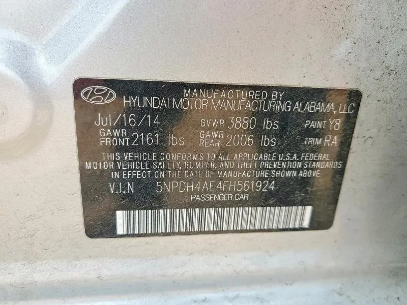 2015 HYUNDAI ELANTRA SE  