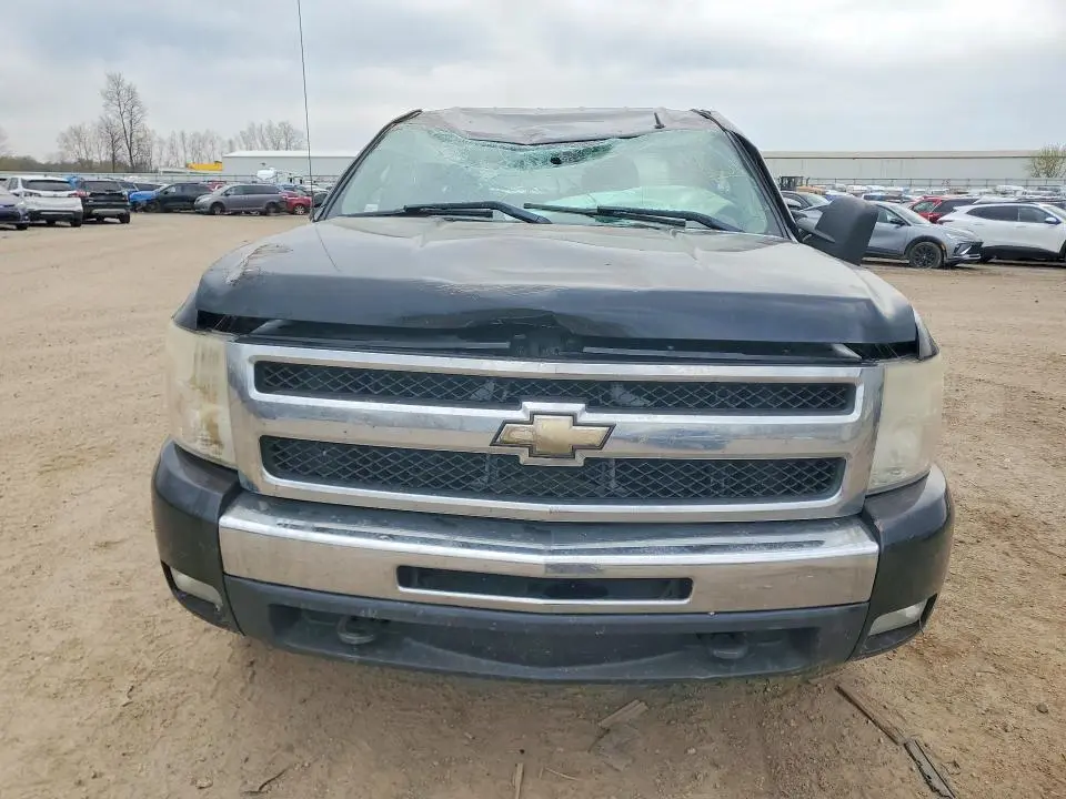 2011 CHEVROLET SILVERADO K1500 LT  