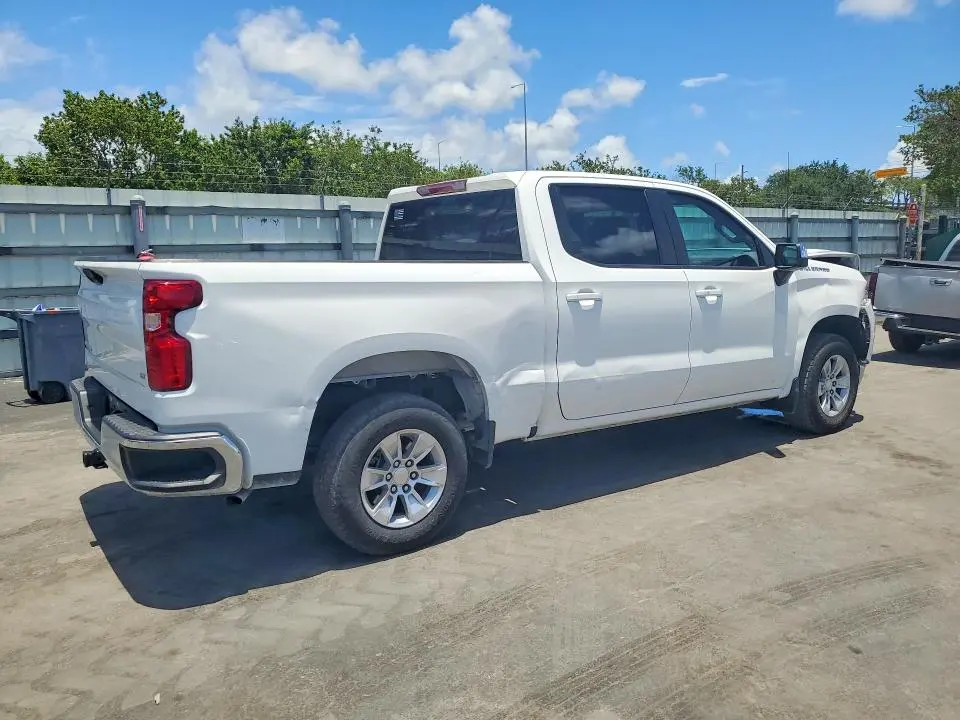 2023 CHEVROLET SILVERADO C1500 LT  
