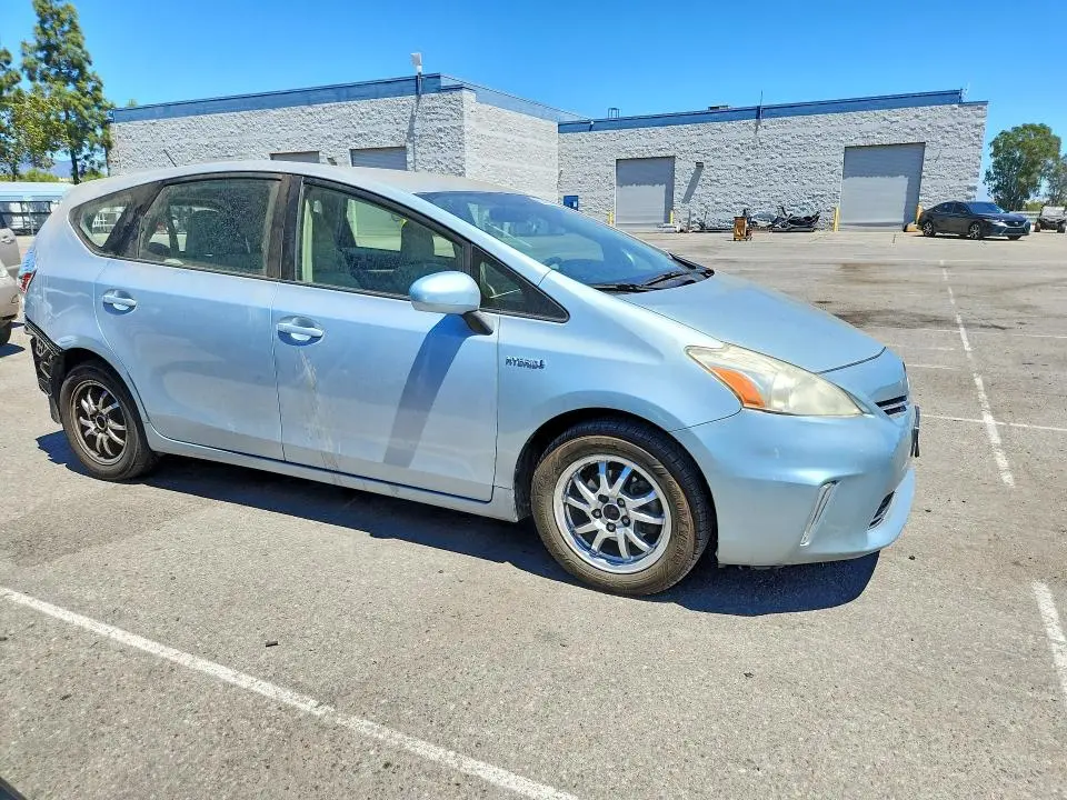 2012 TOYOTA PRIUS V THREE  