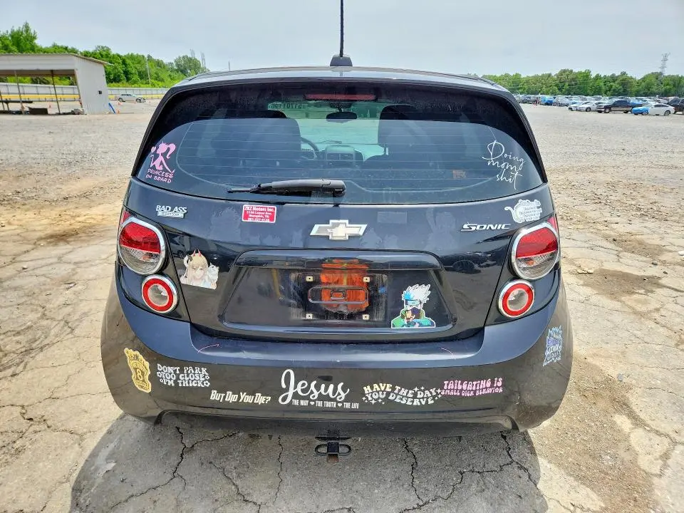 2015 CHEVROLET SONIC LS  