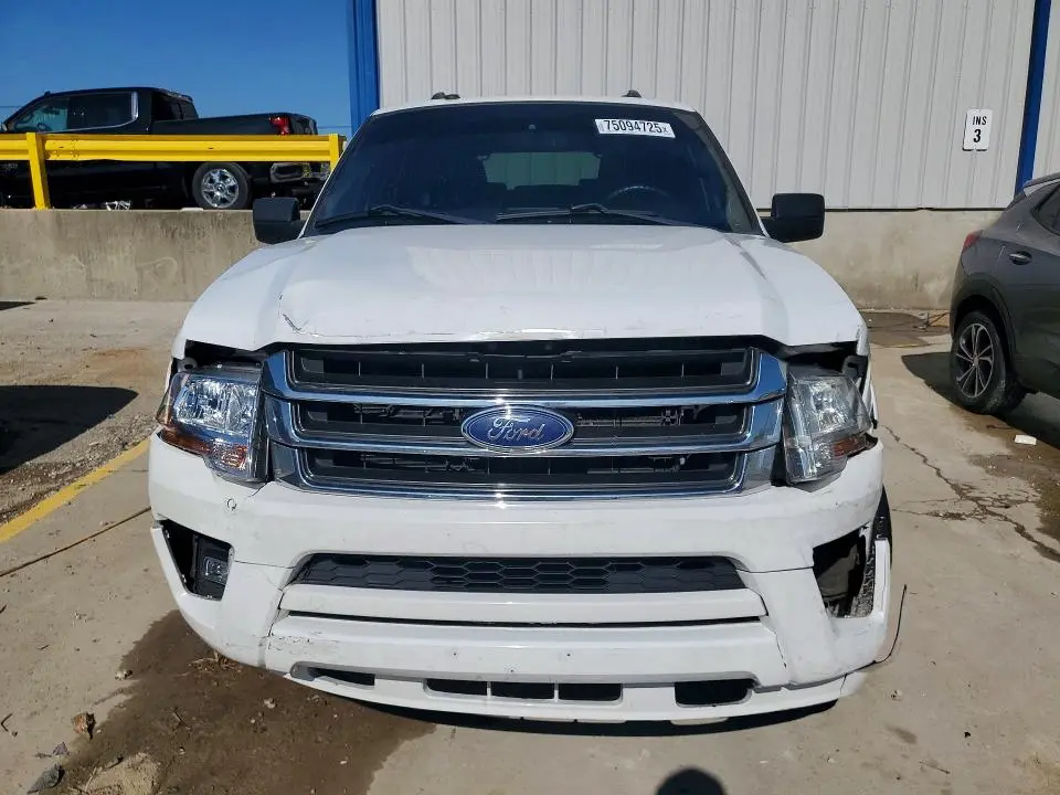 2017 FORD EXPEDITION EL XLT  