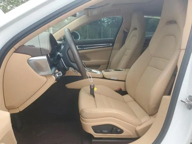 2023 PORSCHE PANAMERA BASE  