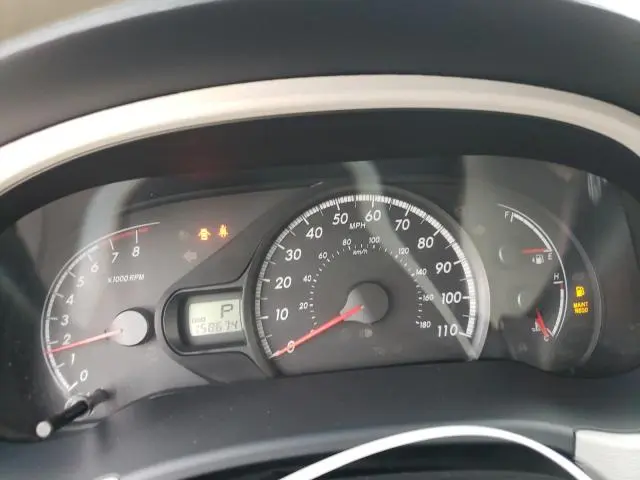 2012 TOYOTA SIENNA LE  