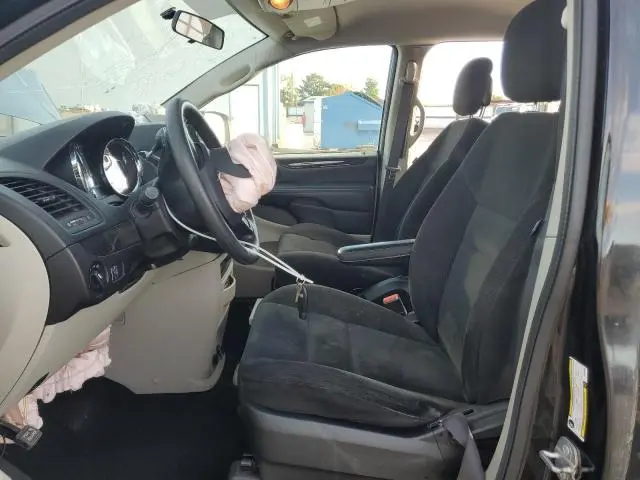 2016 DODGE GRAND CARAVAN SE  