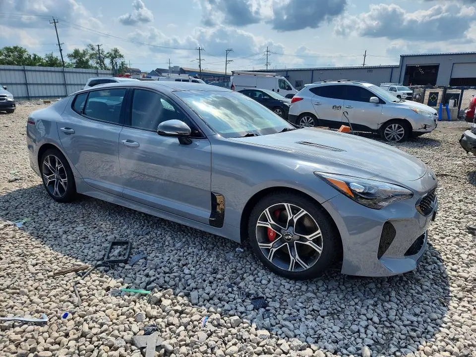 2018 KIA STINGER GT2  