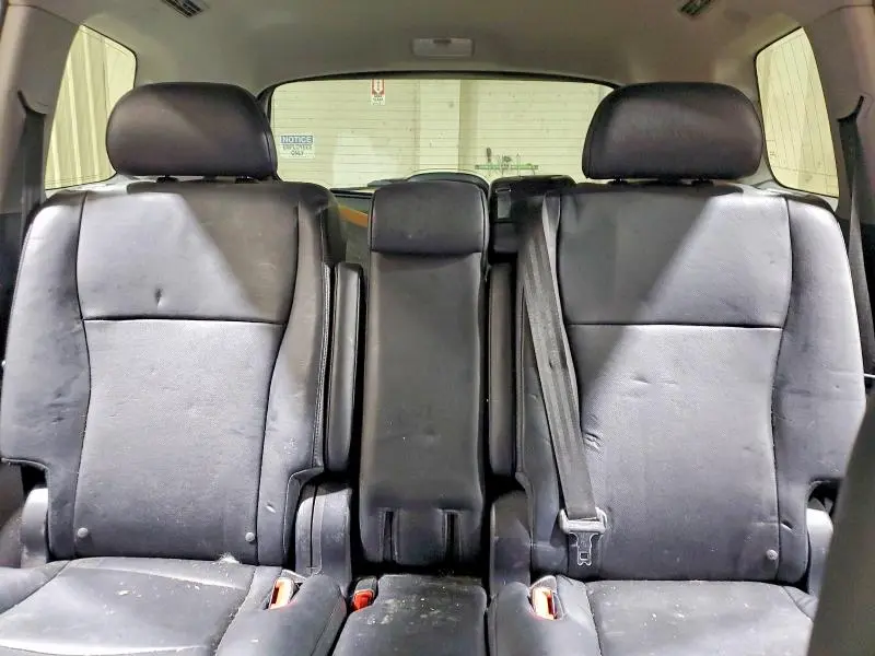2011 TOYOTA HIGHLANDER LIMITED  