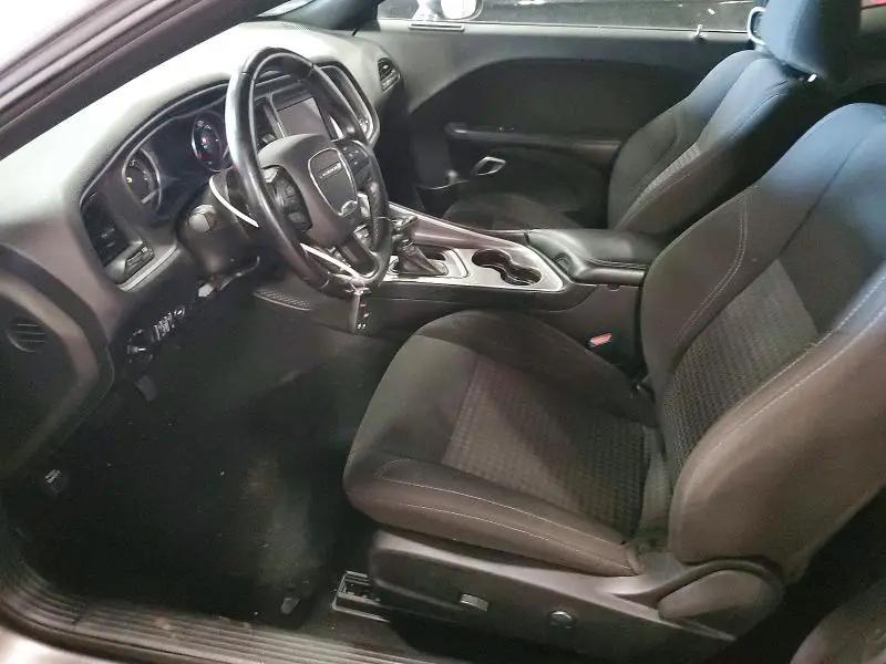 2022 DODGE CHALLENGER SXT  