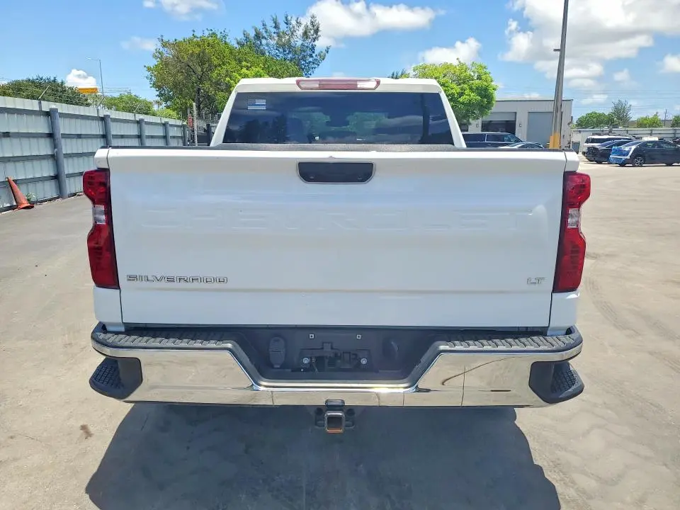 2023 CHEVROLET SILVERADO C1500 LT  