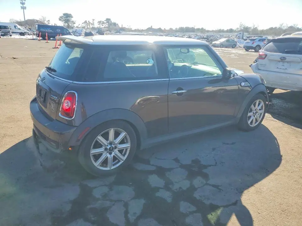 2012 MINI COOPER S  