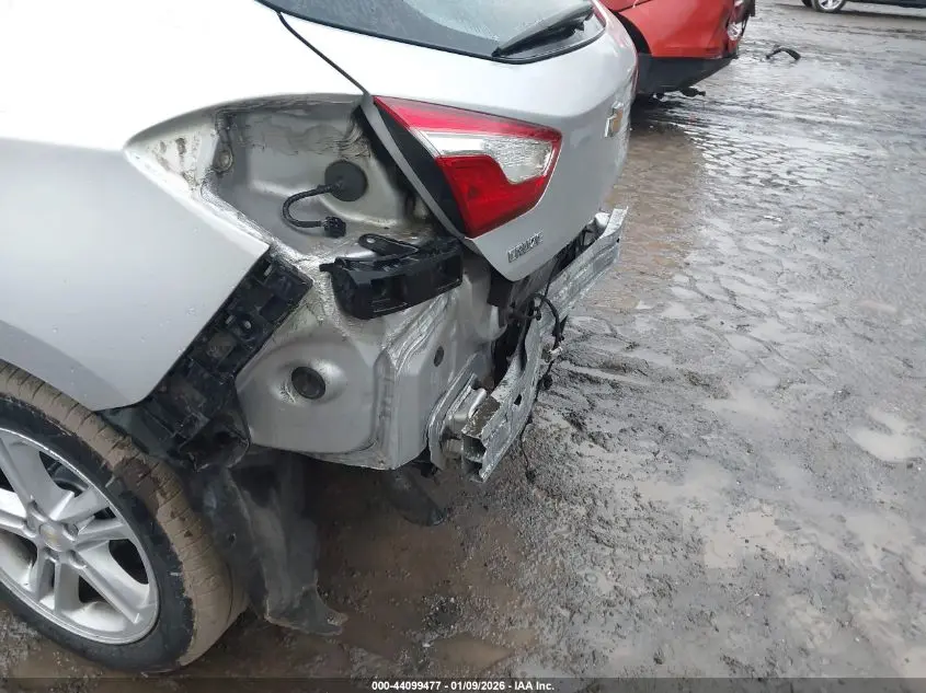 2017 CHEVROLET CRUZE LT AUTO