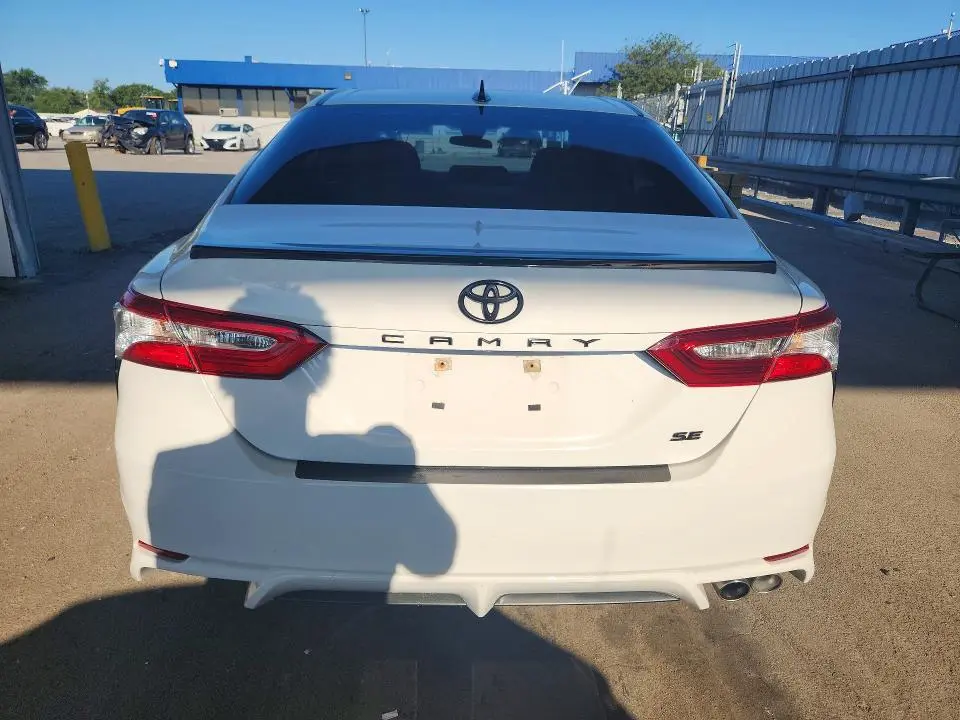2020 TOYOTA CAMRY SE NIGHTSHADE  