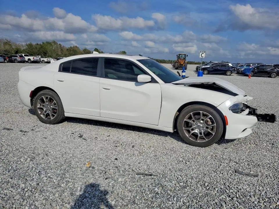 2015 DODGE CHARGER SXT  