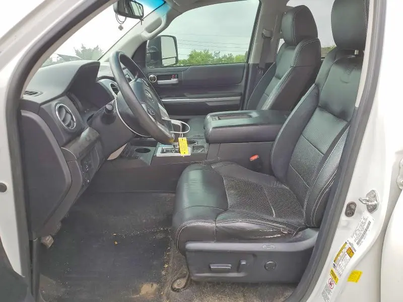 2014 TOYOTA TUNDRA CREWMAX SR5  