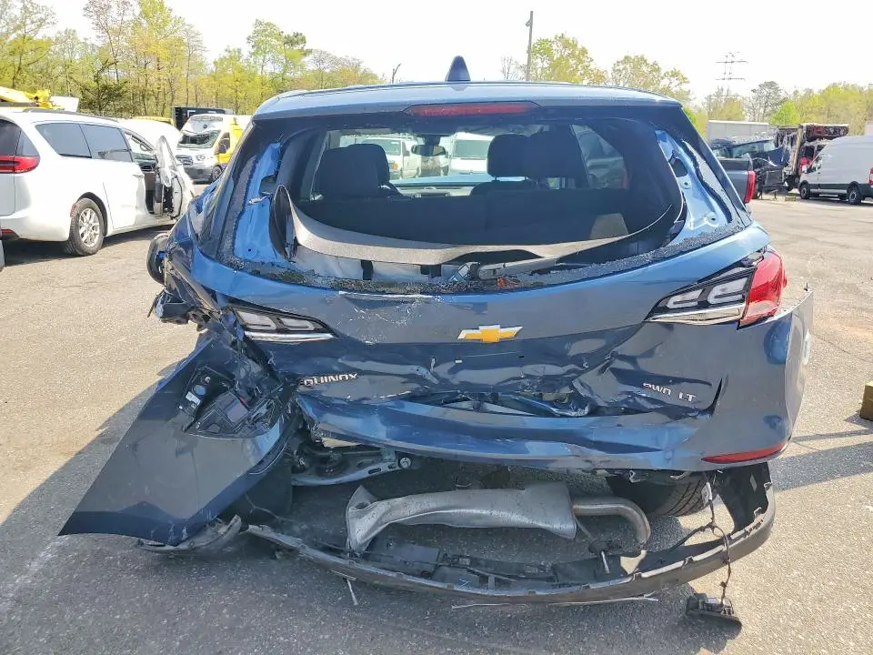 2024 CHEVROLET EQUINOX LT  