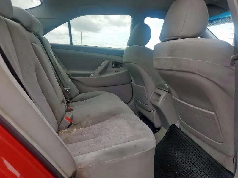 2011 TOYOTA CAMRY BASE  