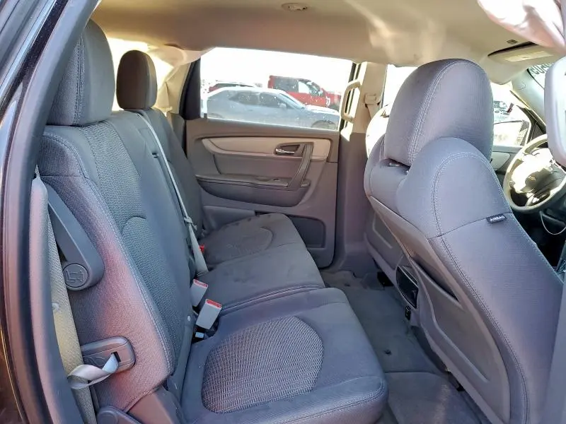 2016 CHEVROLET TRAVERSE LS  