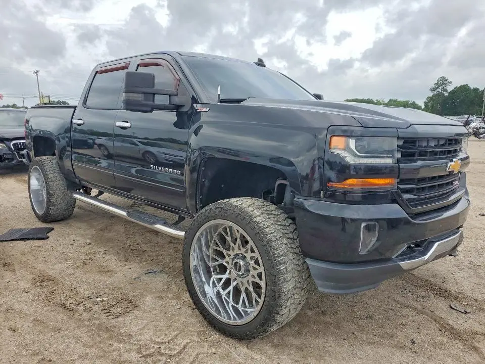 2017 CHEVROLET SILVERADO K1500 LT  