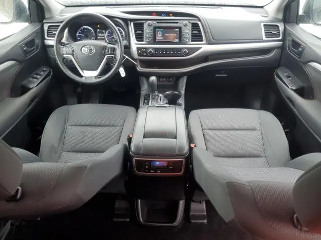 2018 TOYOTA HIGHLANDER LE  