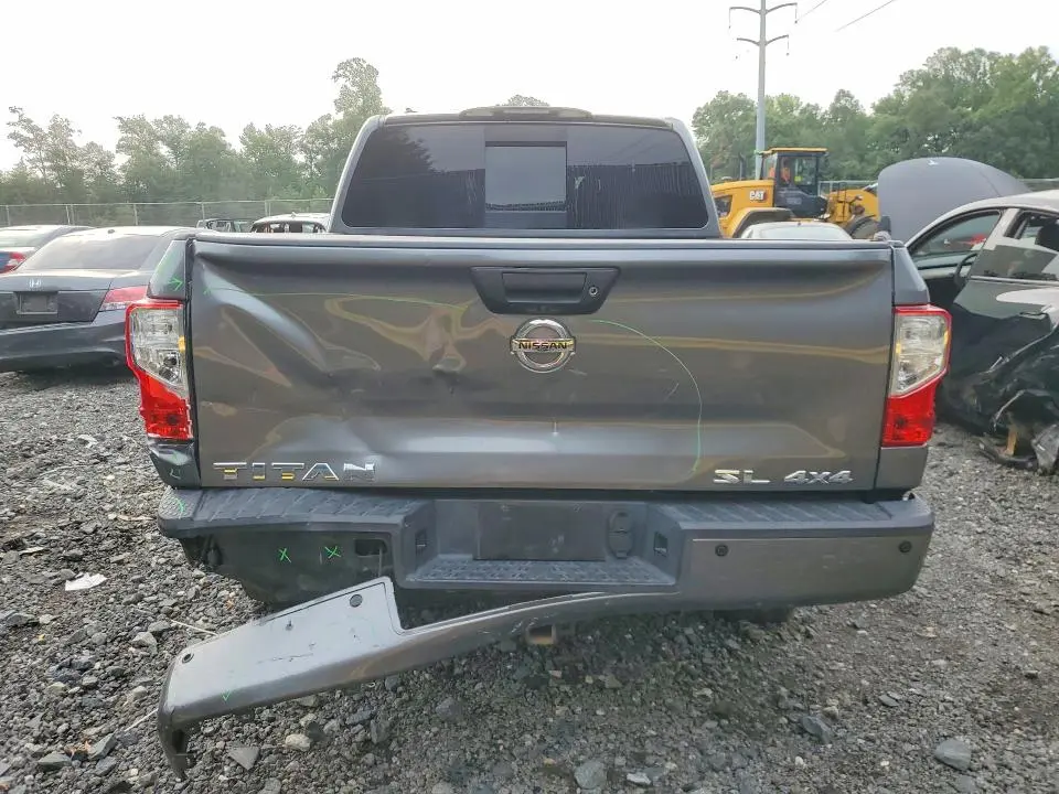 2017 NISSAN TITAN SL  