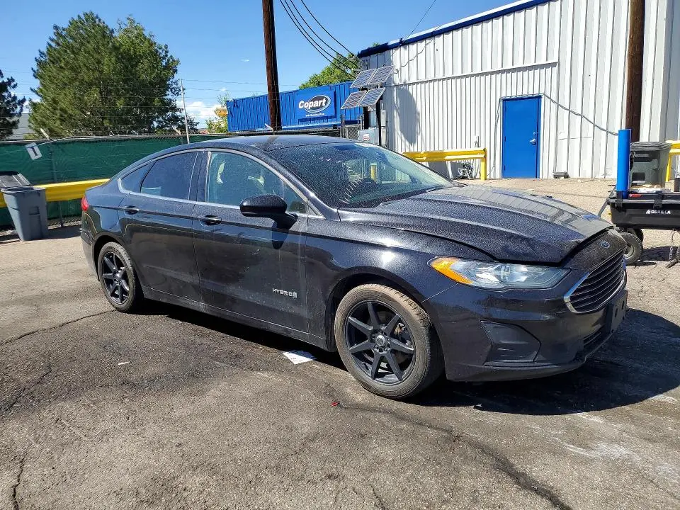 2019 FORD FUSION SE  