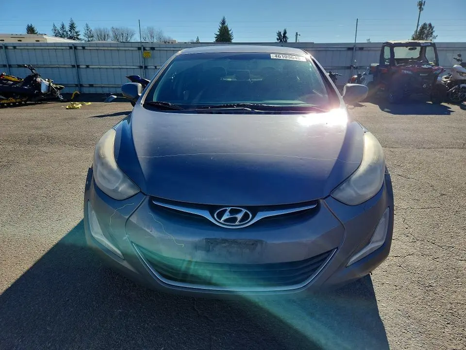 2014 HYUNDAI ELANTRA SE  