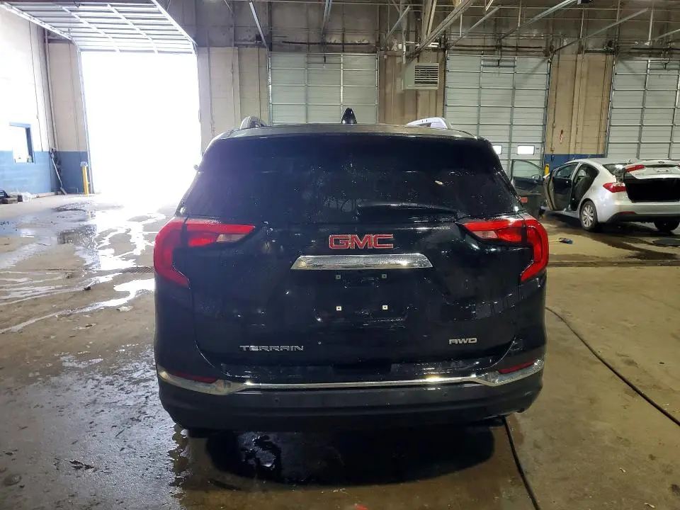 2018 GMC TERRAIN SLT  