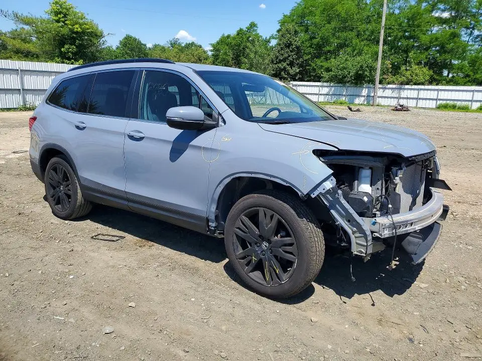 2022 HONDA PILOT SE  