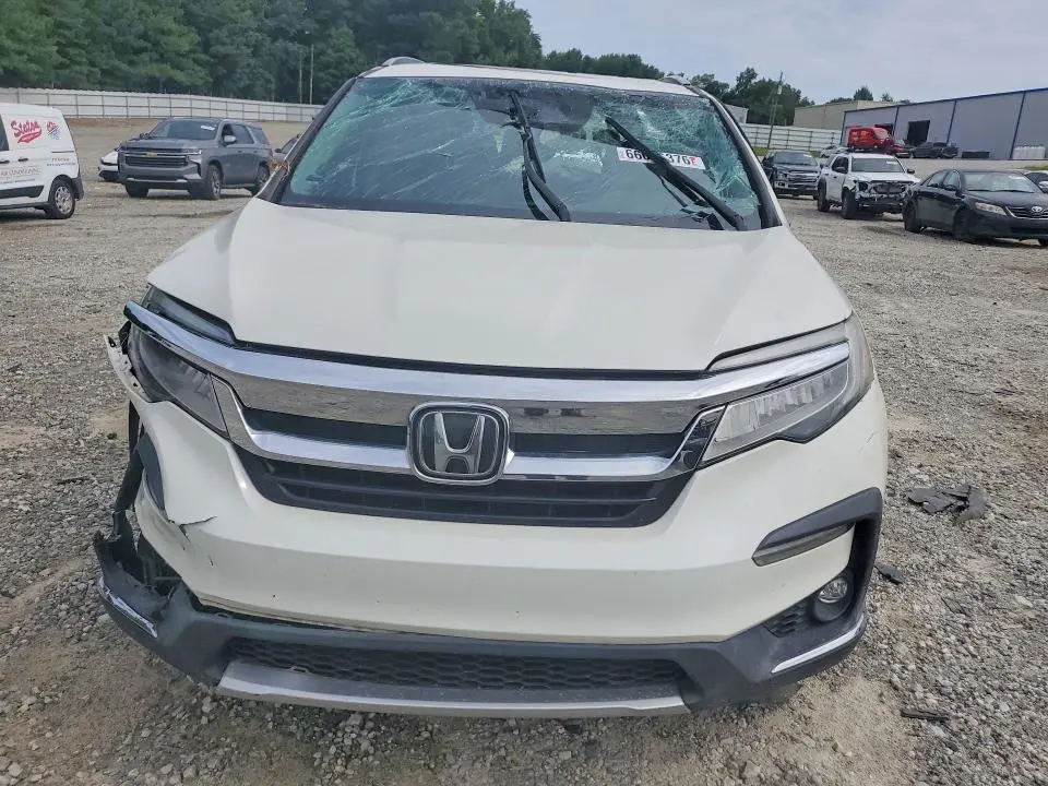 2019 HONDA PILOT TOURING  