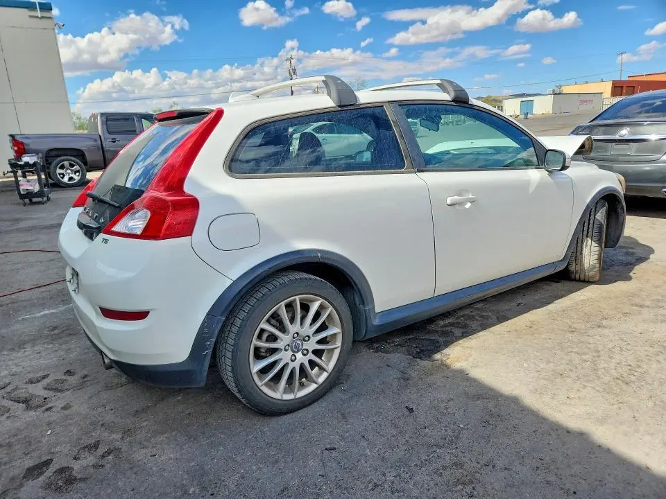 2011 VOLVO C30 T5  
