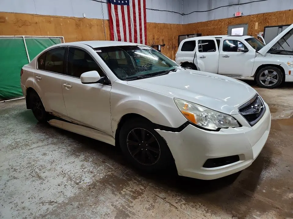2010 SUBARU LEGACY 2.5I PREMIUM  