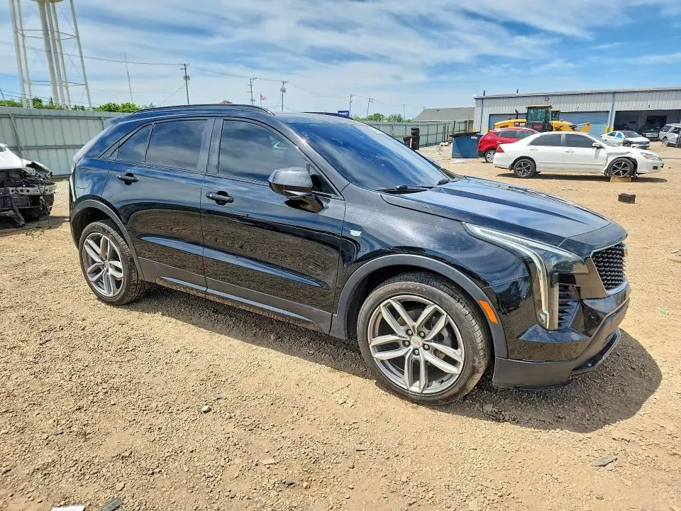 2019 CADILLAC XT4 SPORT  