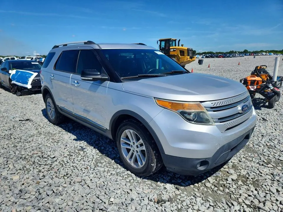2013 FORD EXPLORER XLT  