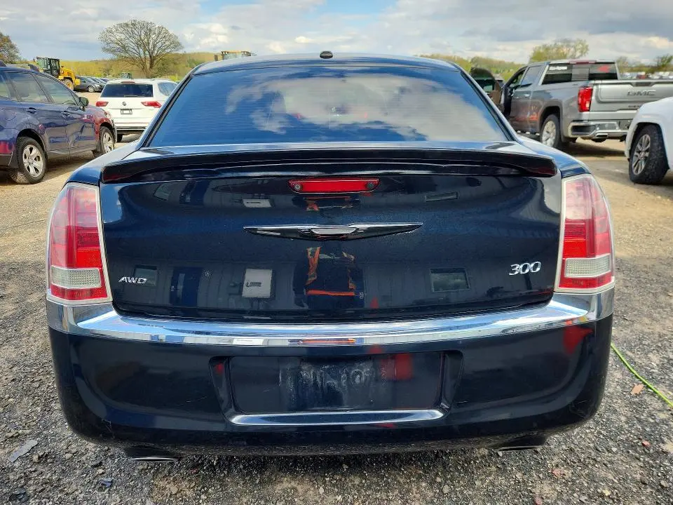 2013 CHRYSLER 300   