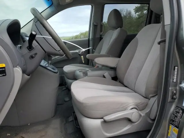 2012 KIA SEDONA LX