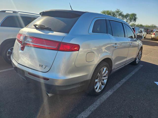 2010 LINCOLN MKT 