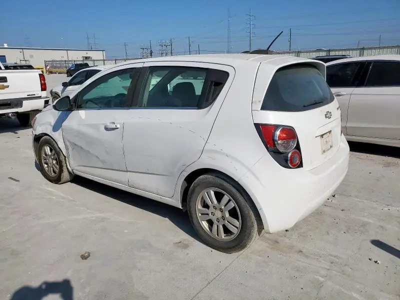 2016 CHEVROLET SONIC LT  