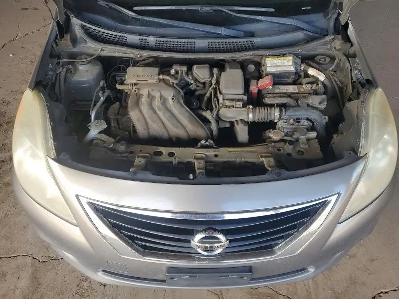 2013 NISSAN VERSA S  