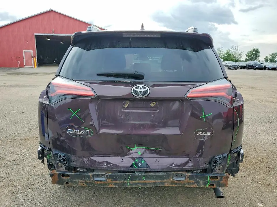 2017 TOYOTA RAV4 XLE  