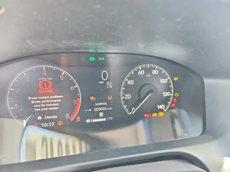2023 HONDA HR-V LX  