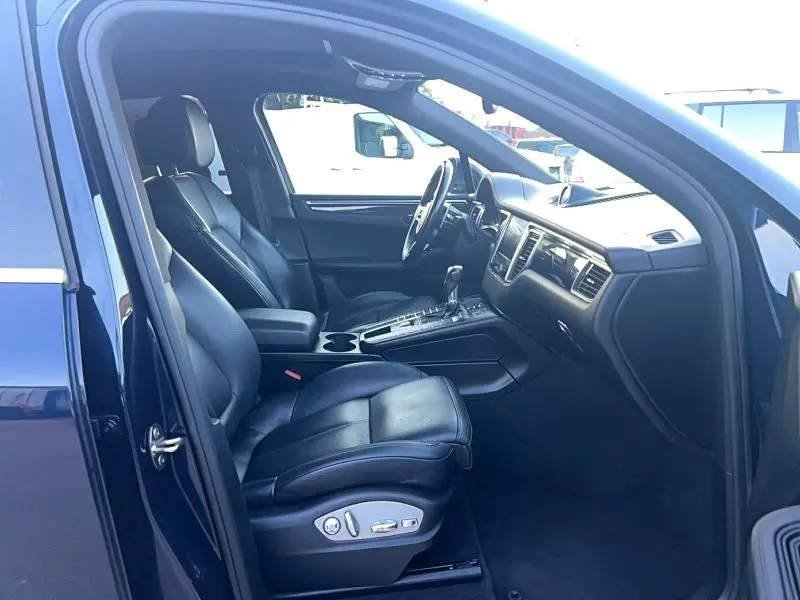 2018 PORSCHE MACAN S  